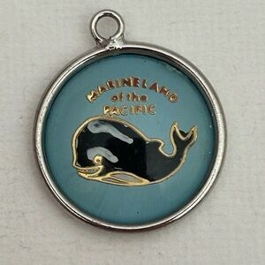 Sterling silver Marine Land of the Pacific Charm